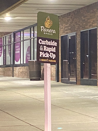 Shopping Mall «Southland Four Seasons Shopping Center», reviews and photos, 600 Clairton Blvd, Pittsburgh, PA 15236, USA