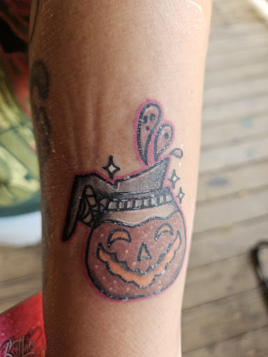 Explore 1976 tattoo ideas, creative tattoo ideas in Sevierville, available at Jaded Art Collective