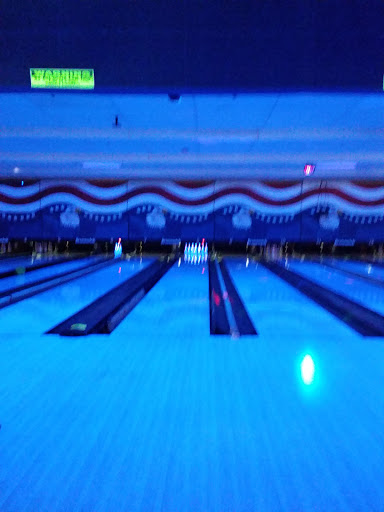 Bowling Alley «Brunswick Zone Lakeside Lanes», reviews and photos, 1254 Dougherty Ferry Rd, Valley Park, MO 63088, USA