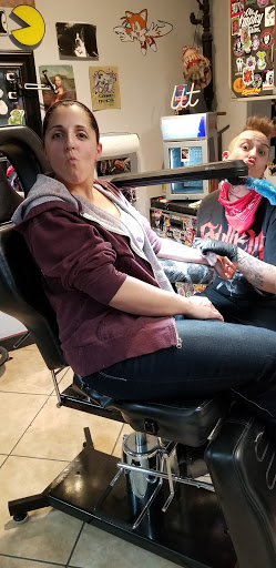 Tattoo Shop «Needlewurks Body Piercing & Tattoo», reviews and photos, 80 W Circular St, Saratoga Springs, NY 12866, USA