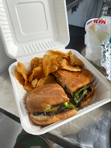 Torta comes with chips