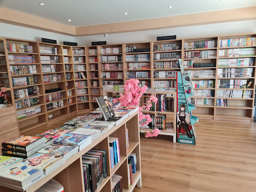 Librairie de bandes dessinées Hiboukami Saint-Raphaël