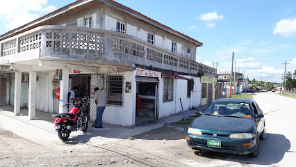 Ben,s Chinese Fast Food - 9JV8+VM8, 4th Ave, Corozal, Belize