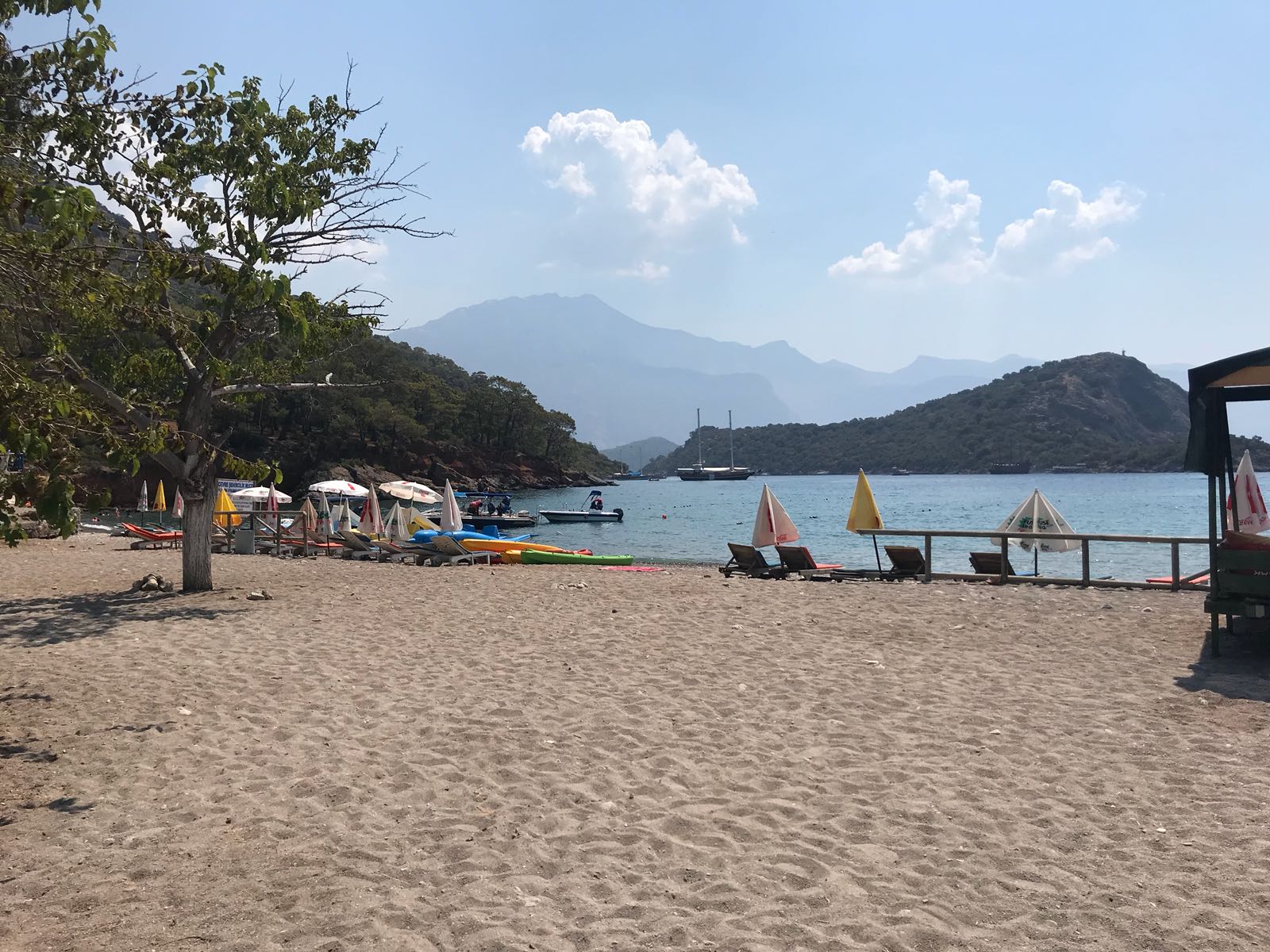 Photo of Gemile Bay with very clean level of cleanliness