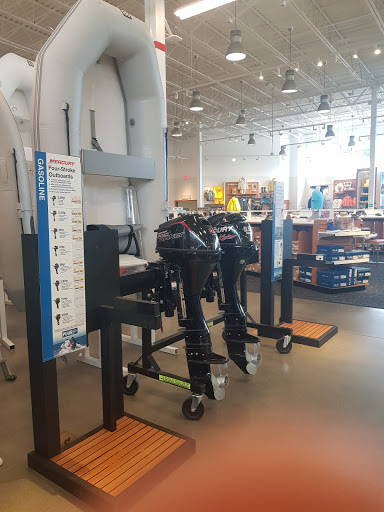 Marine Supply Store «West Marine», reviews and photos, 2401 S Andrews Ave, Fort Lauderdale, FL 33316, USA