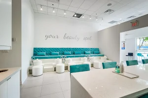 Indulge Beauty Bar image