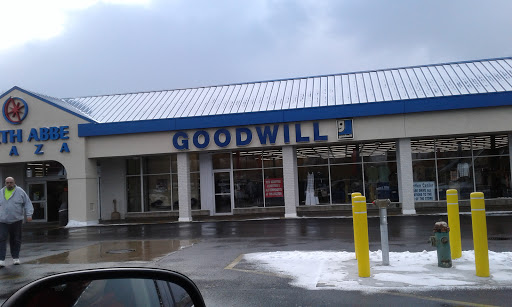 Goodwill, 502 N Abbe Rd, Elyria, OH 44035, USA, 