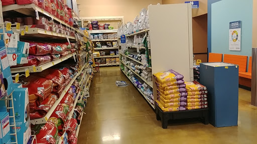 Pet Supply Store «PetSmart», reviews and photos, 1929 Scenic Hwy N, Snellville, GA 30078, USA