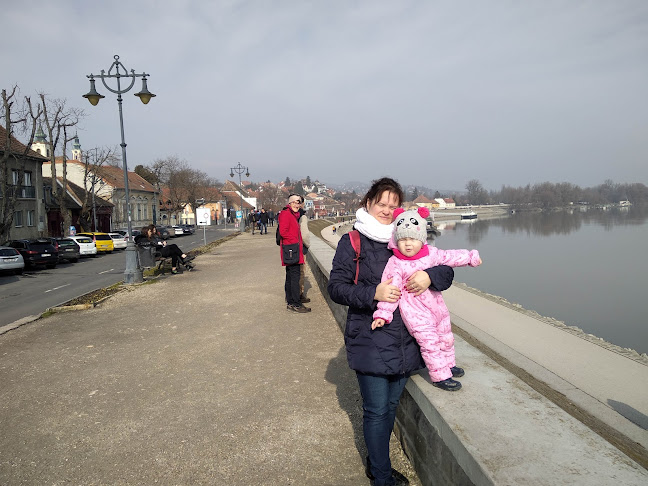 Hozzászólások és értékelések az Duna korzó sétálóút-ról