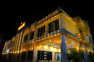 Hotel Parinita Shri image