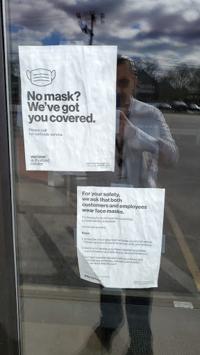 Cell Phone Store «Verizon Authorized Retailer – Cellular Sales», reviews and photos, 535 W Lancaster Ave, Berwyn, PA 19312, USA