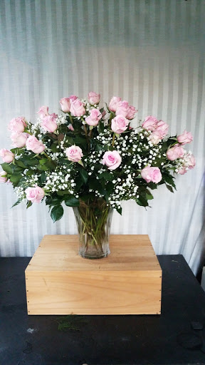 Florist «Encore Florals & Gifts», reviews and photos, 225 Kingston St, Conway, SC 29526, USA