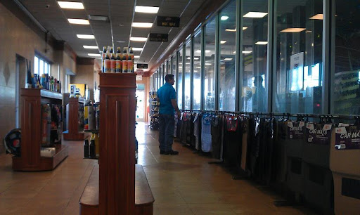 Car Wash «VIP WASH & LUBE», reviews and photos, 1839 Main St, Bridgeport, CT 06604, USA