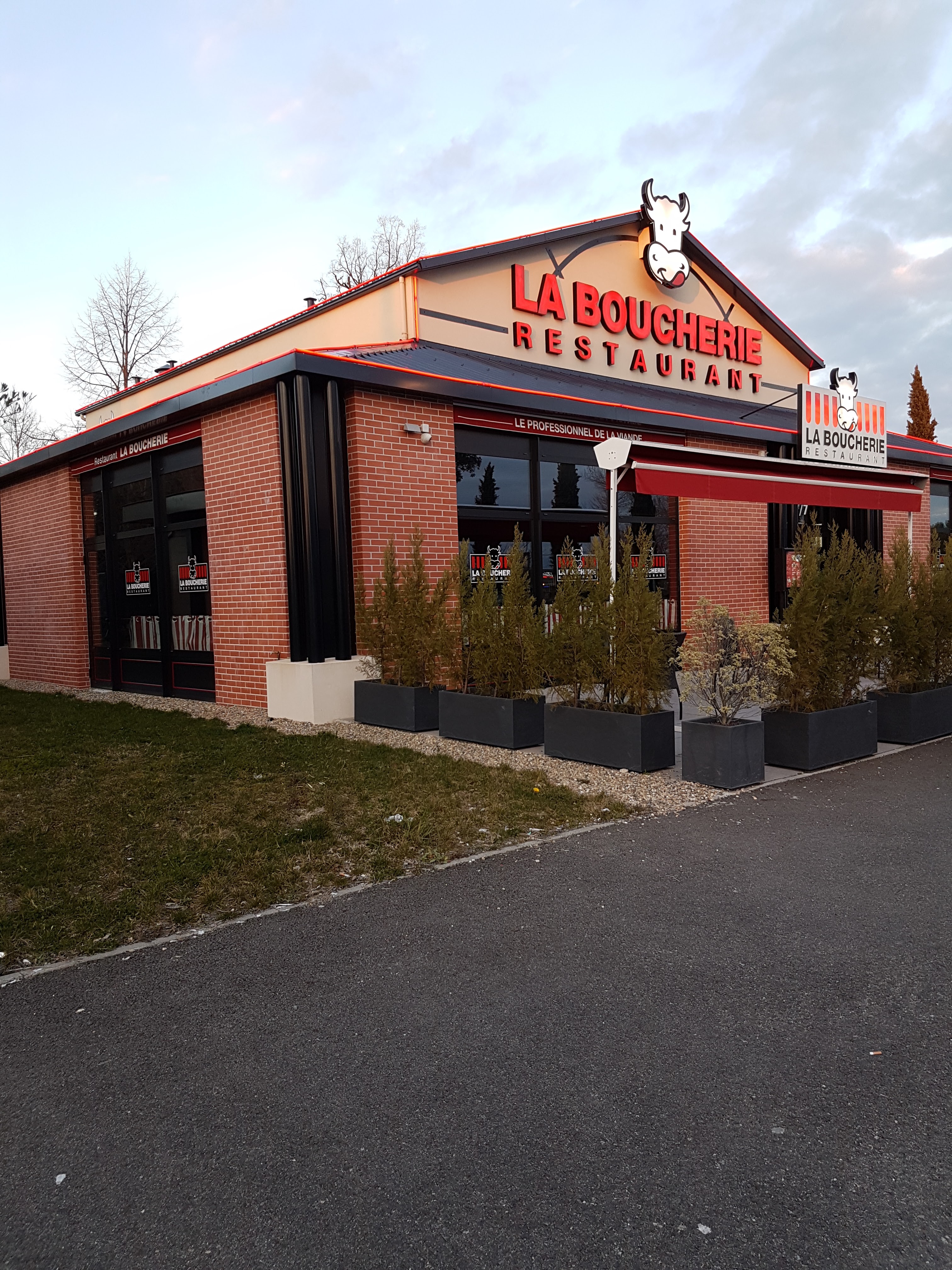 Photo n° 8 de l'avis de denis.o fait le 20/03/2018 à 22:32