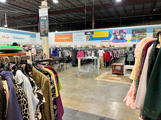Thrift Store «Missions Thrift Store», reviews and photos, 2721 E Millbrook Rd, Raleigh, NC 27604, USA
