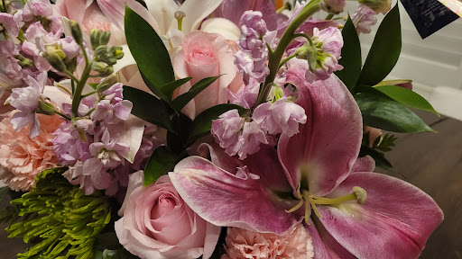 Florist «Flowers By Elena», reviews and photos, 95 Broadway, Methuen, MA 01844, USA