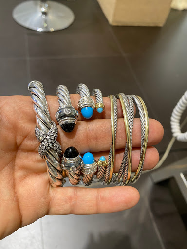 Jewelry Buyer «Jackie Abraham Jewelers», reviews and photos, 1027 Kane Concourse, Bay Harbor Islands, FL 33154, USA