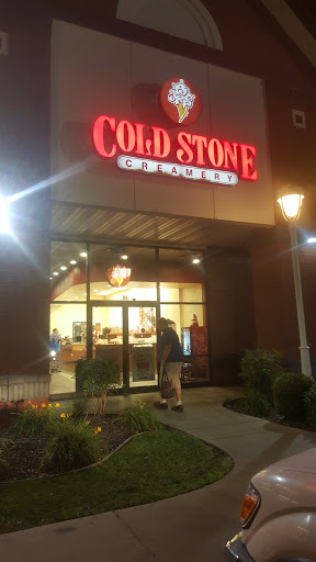 Ice Cream Shop «Cold Stone Creamery», reviews and photos, 900 E Battlefield Rd #116, Springfield, MO 65807, USA