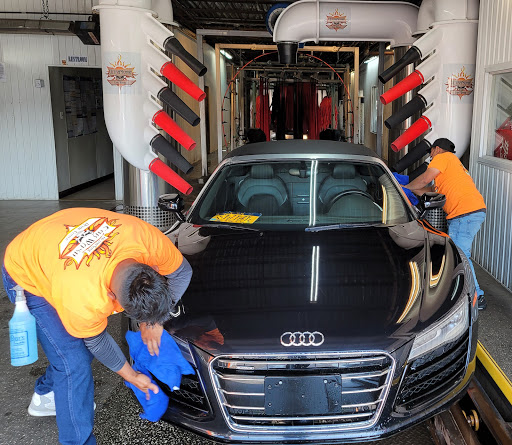 Car Wash «Plainview Royal Car Wash», reviews and photos, 1542 Old Country Rd, Plainview, NY 11803, USA