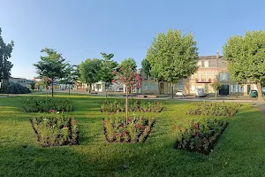 Square du Général Leclerc image