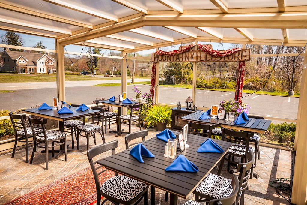 Chelsea's Restaurant & Pub 08833