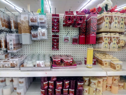 Dollar Store «Dollar Tree», reviews and photos, 900 Meridian Ave E #31, Milton, WA 98354, USA