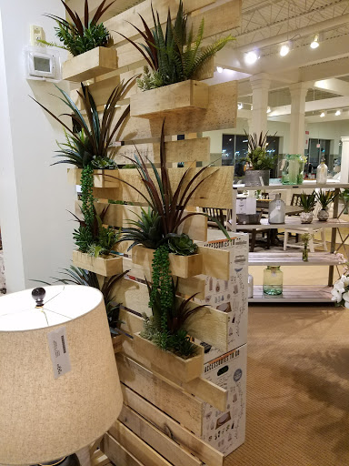 Furniture Store «Value City Furniture», reviews and photos, 8032 Burlington Pike, Florence, KY 41042, USA