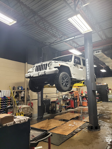 Auto Repair Shop «K&G Auto Repair and Detailing», reviews and photos, 4588 Eisenhower Ave, Alexandria, VA 22304, USA