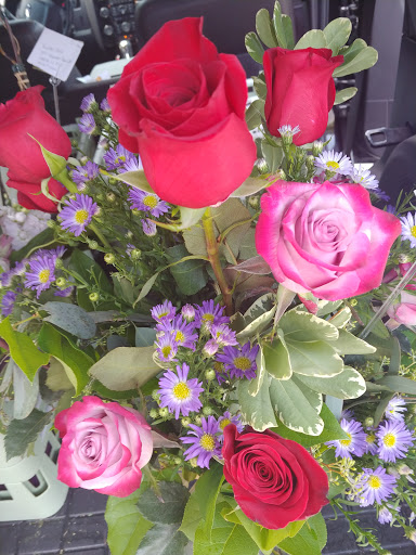 Florist «Pretty Petals Florist», reviews and photos, 6865 S Elati St, Littleton, CO 80120, USA