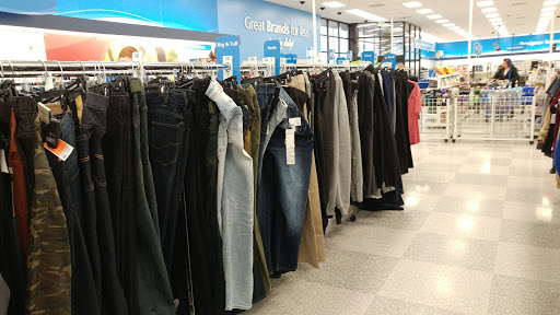 Clothing Store «Ross Dress for Less», reviews and photos, 1275 W Pearce Blvd, Wentzville, MO 63385, USA