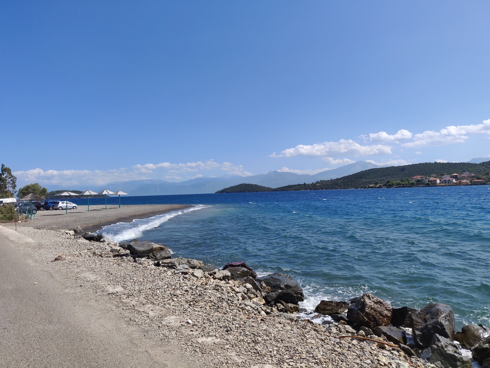 Foto af Chania2 beach med brun fin sten overflade
