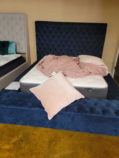 Furniture Store «Furniture Liquidators», reviews and photos, 16818 Florida Blvd, Baton Rouge, LA 70819, USA