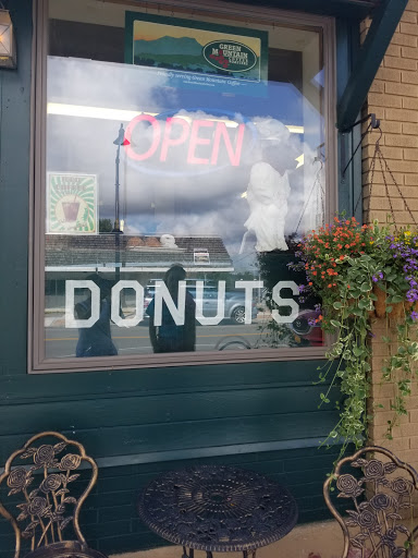 Donut Shop «Donut Shop», reviews and photos, 48 Park St, Tupper Lake, NY 12986, USA