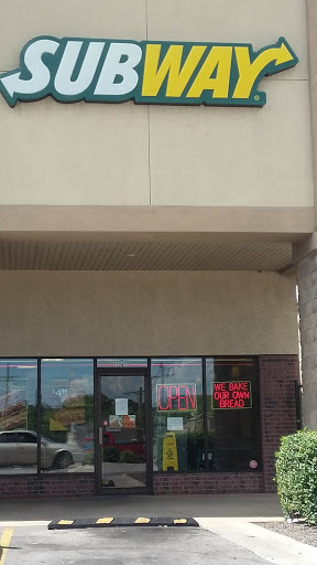 Shopping Mall «Town & Country Shopping Center», reviews and photos, 2615 N Kansas Expy, Springfield, MO 65803, USA