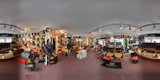 Ski Rental Service «Pinnacle Ski And Sports», reviews and photos, 3391 Mountain Rd, Stowe, VT 05672, USA