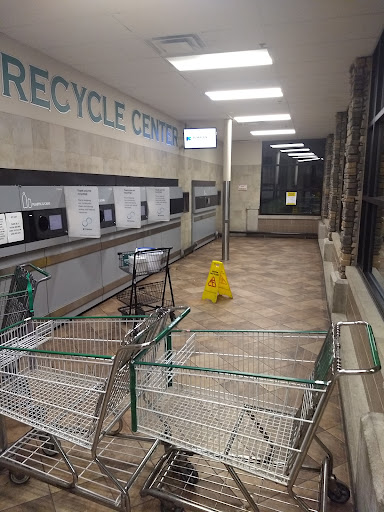 Grocery Store «Value Center Marketplace», reviews and photos, 37155 Harper Ave, Charter Twp of Clinton, MI 48036, USA