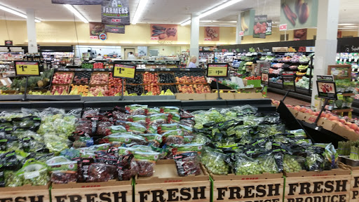 Shopping Mall «Rose Hill Shopping Center», reviews and photos, 600 Columbus Ave, Thornwood, NY 10594, USA