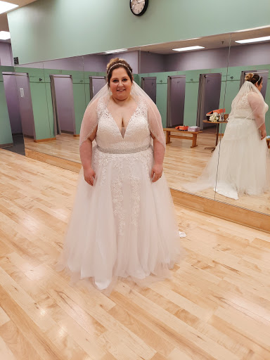 Bridal Shop «USA Bridal», reviews and photos, 900 Conference Dr, Goodlettsville, TN 37072, USA