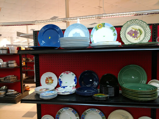 Thrift Store «The Salvation Army Family Store & Donation Center», reviews and photos