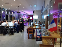 Atmosphère du Restaurant La Berjallie Brasserie à Bourgoin-Jallieu - n°7