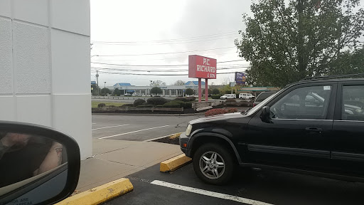 Appliance Store «P.C. Richard & Son», reviews and photos, 3440 Berlin Turnpike, Newington, CT 06111, USA