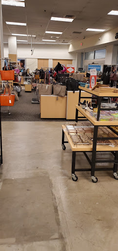 Department Store «Nordstrom Rack White Plains», reviews and photos, 3 City Pl, White Plains, NY 10601, USA