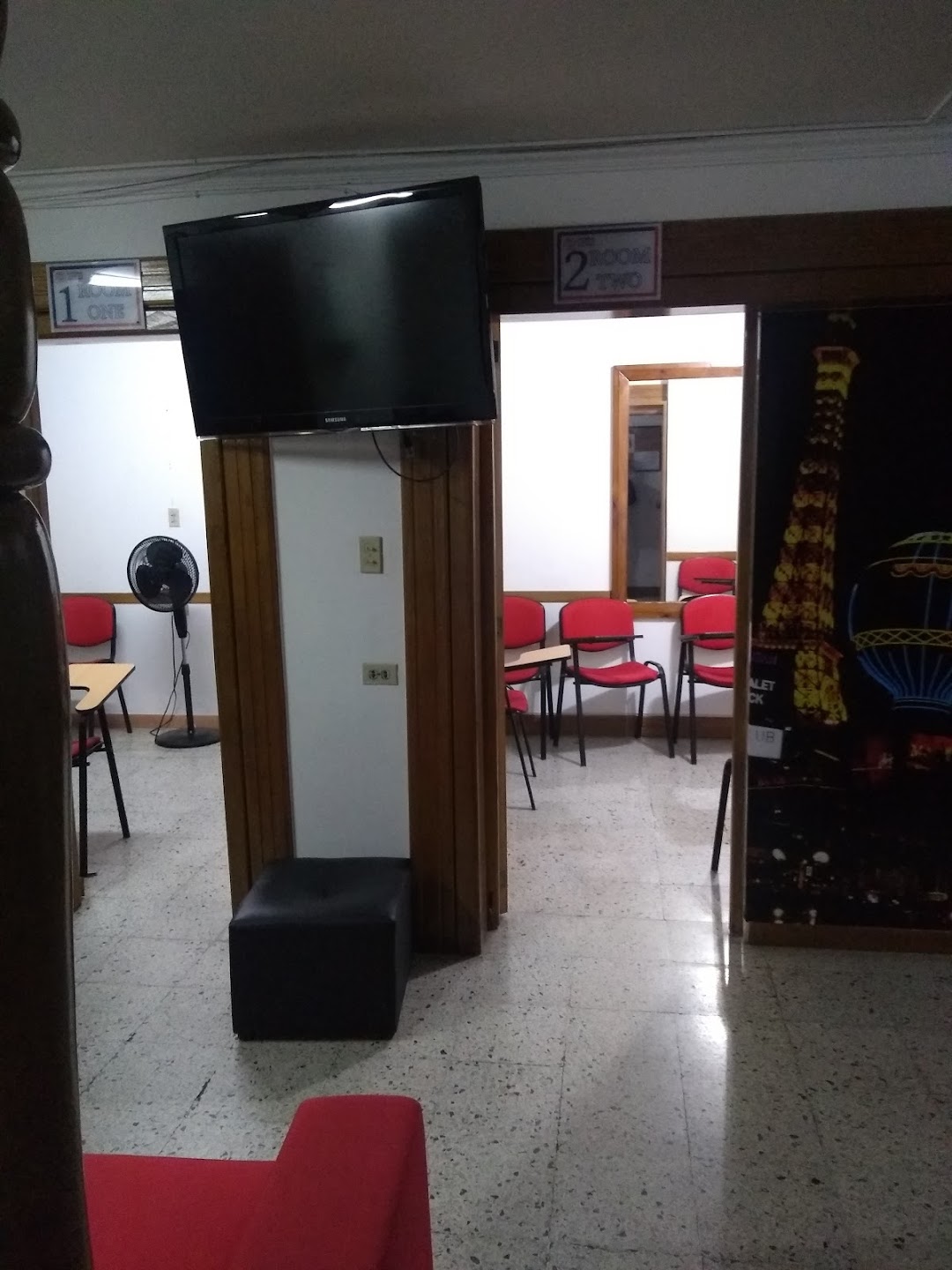 UNIVERSAL LANGUAGE ACADEMY - BELLO