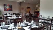 Atmosphère du Restaurant La Mère Riboulin Chez Richard à Creuzier-le-Vieux - n°5
