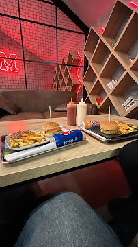 Plats et boissons du Restaurant américain Marvelous Burger & Hot Dog à Évry-Courcouronnes - n°10