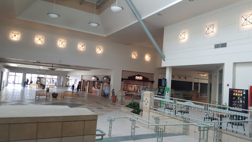 Shopping Mall «Forest Mall», reviews and photos, 835 W Johnson St, Fond du Lac, WI 54935, USA