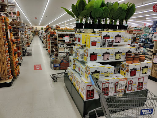 Craft Store «Hobby Lobby», reviews and photos, 6565 N Blackstone Ave, Fresno, CA 93710, USA