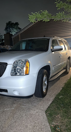 Used Car Dealer «Parks Auto Sales», reviews and photos, 9795 C F Hawn Fwy, Dallas, TX 75217, USA