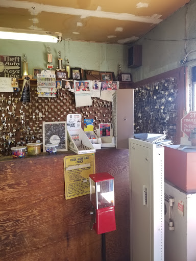 Locksmith «Buena Park Lock & Key Shop», reviews and photos, 6316 Beach Blvd, Buena Park, CA 90621, USA