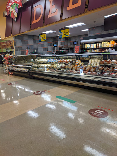 Grocery Store «Hannaford Supermarket», reviews and photos, 630 Lafayette Rd, Hampton, NH 03842, USA